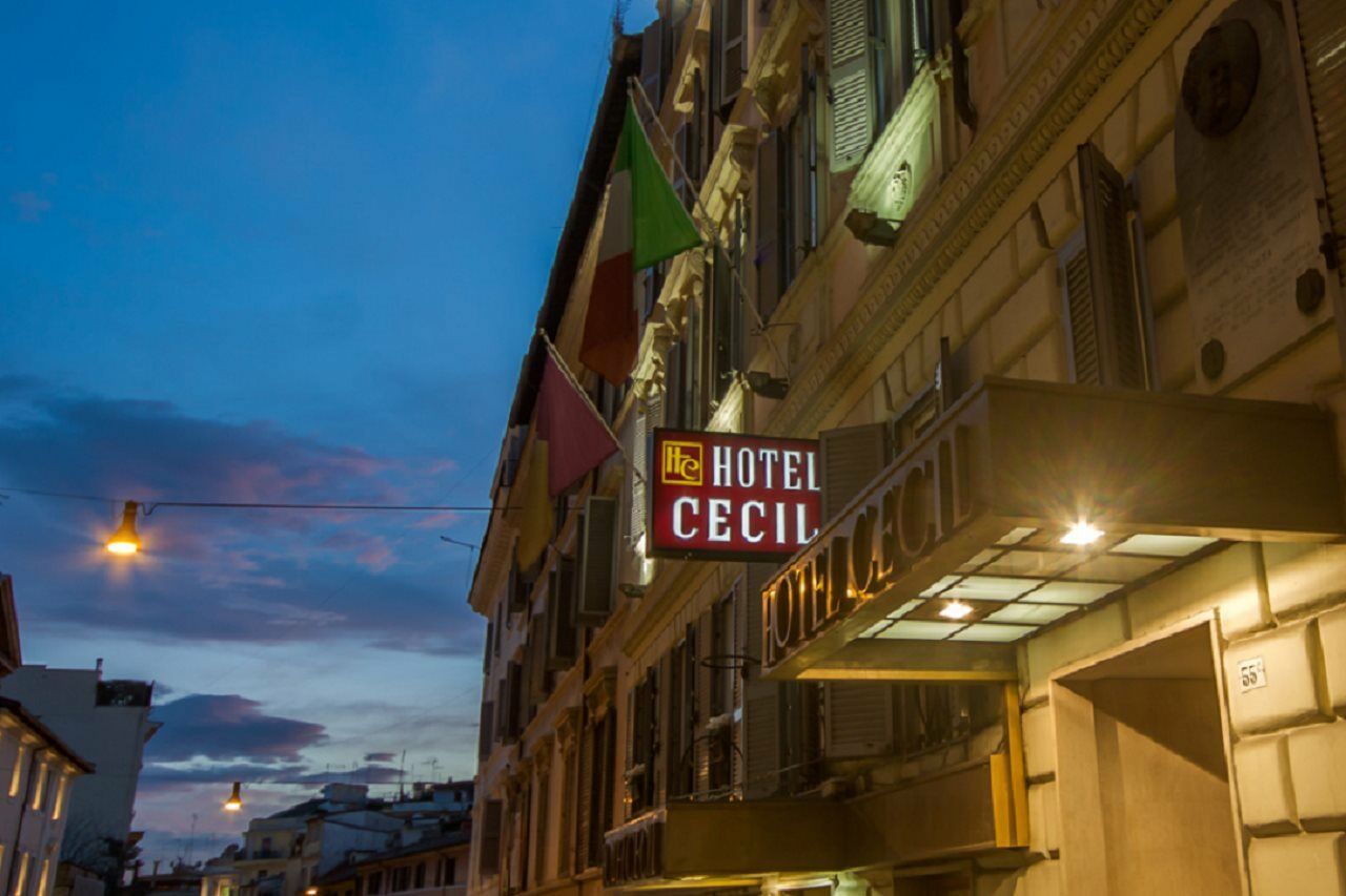 Cecil Hotel 3*