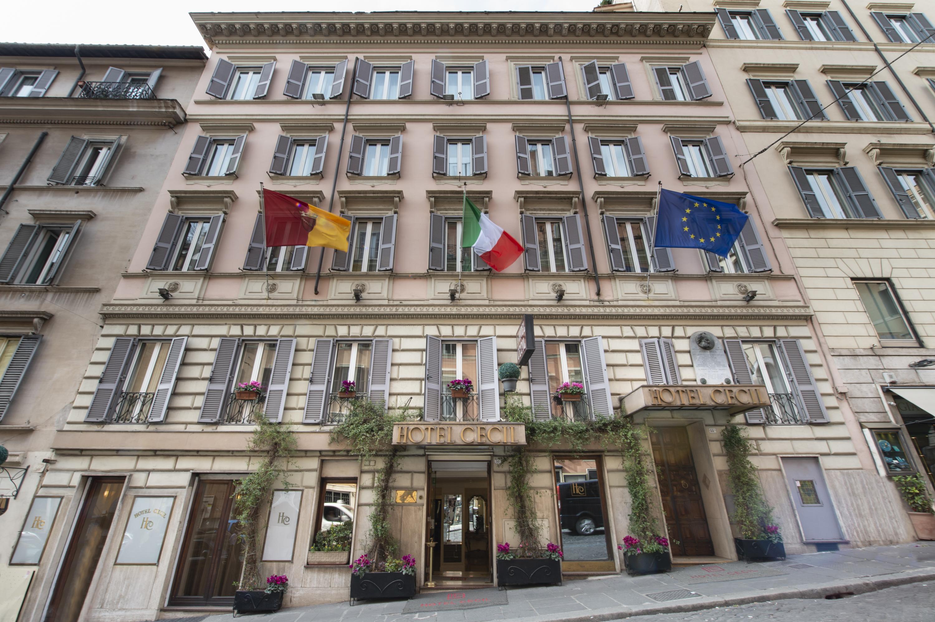 Hotel Cecil 3*