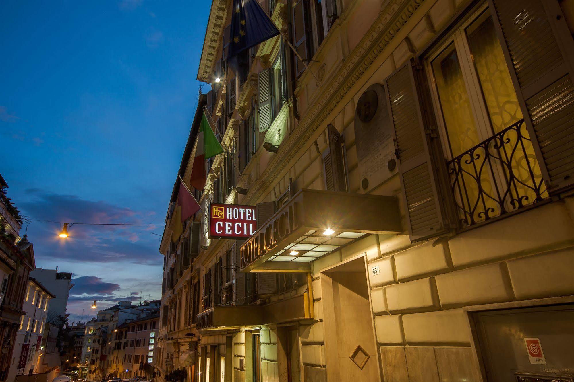 Hotel Cecil