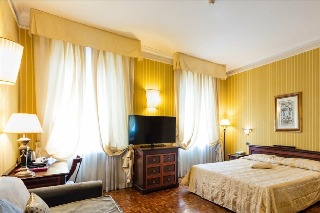 Cecil Hotel